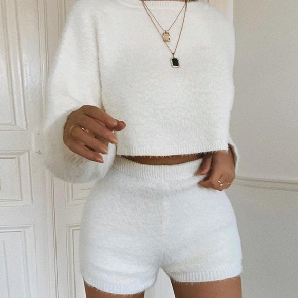 NWT-White Fur Two Piece Set. Shorts and Top - Picture 2 of 3